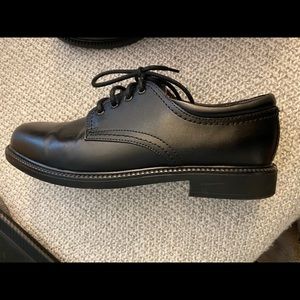 Men’s dress shoes